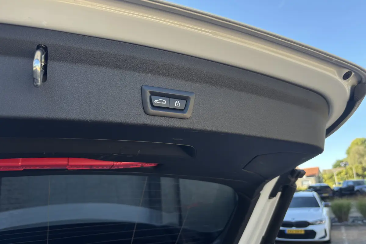 118i Sportline | Sportleder | Comfort Acces | Stoel+Stuurverwarming | PDC V+A | Carplay