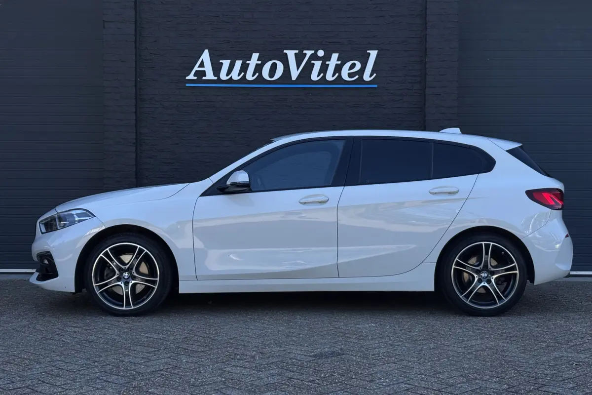 118i Sportline | Sportleder | Comfort Acces | Stoel+Stuurverwarming | PDC V+A | Carplay