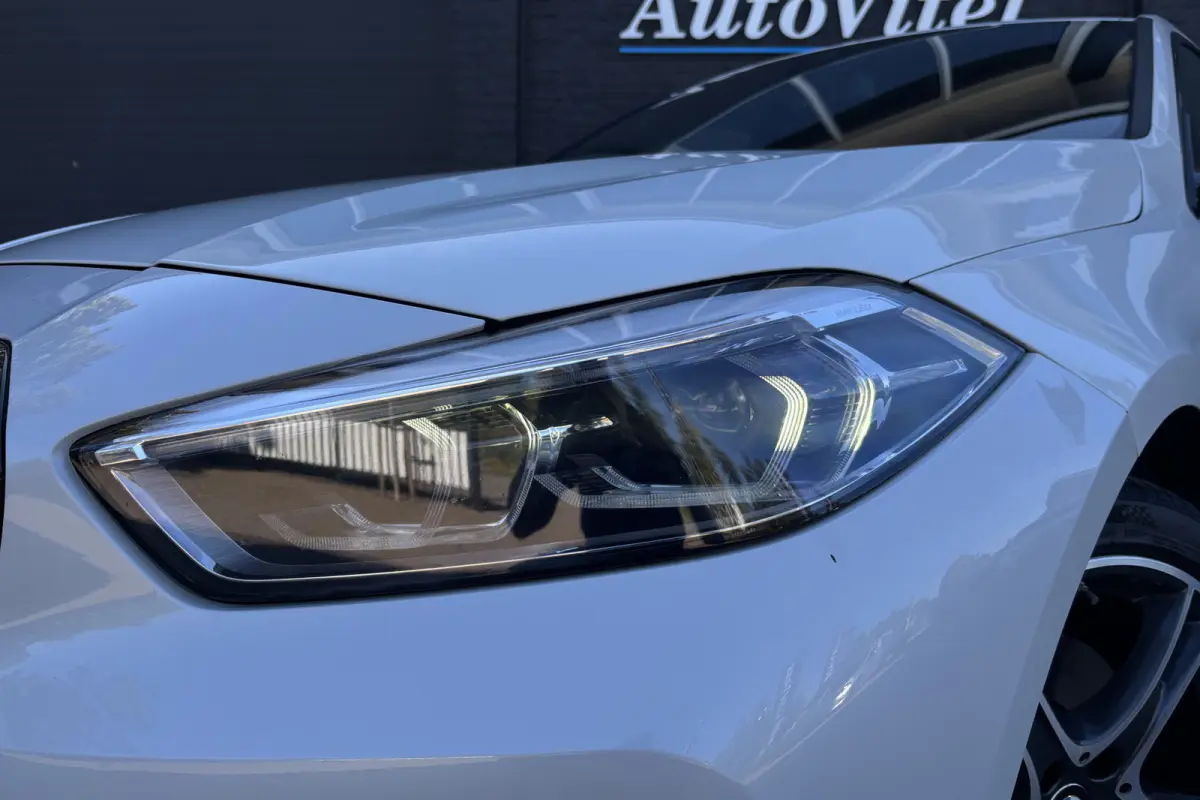 118i Sportline | Sportleder | Comfort Acces | Stoel+Stuurverwarming | PDC V+A | Carplay