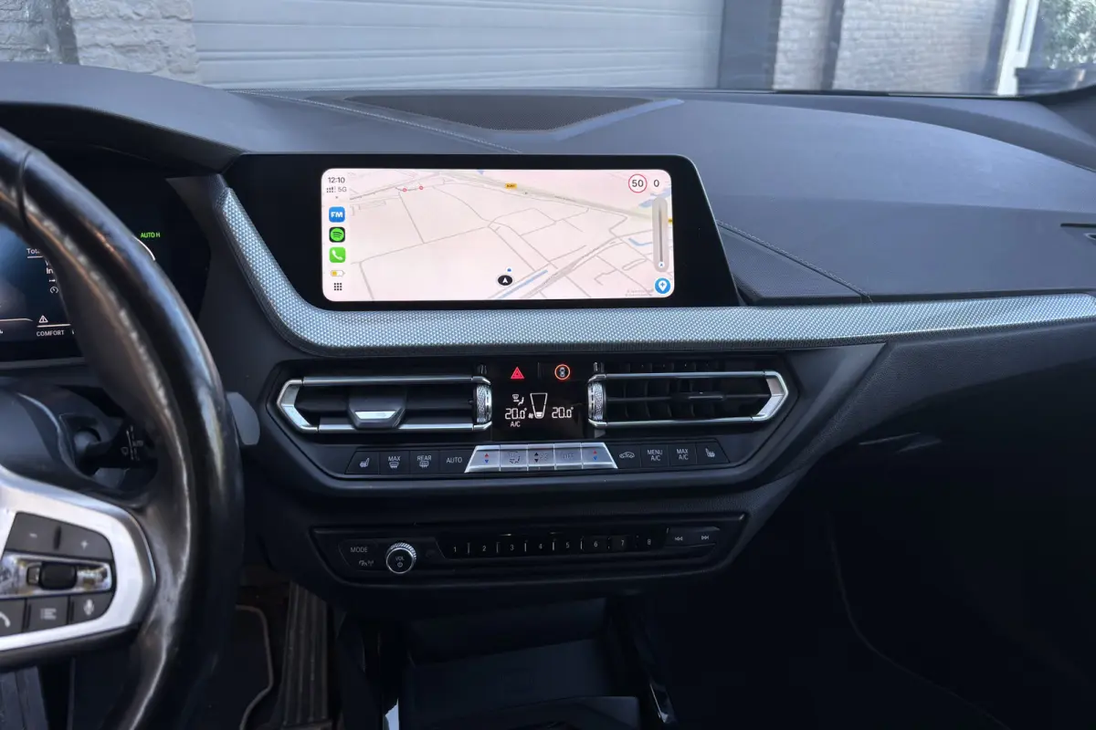 118i Sportline | Sportleder | Comfort Acces | Stoel+Stuurverwarming | PDC V+A | Carplay