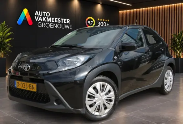 1.0 VVT-I MT PLAY / Camera / Cruise / BOVAG garantie
