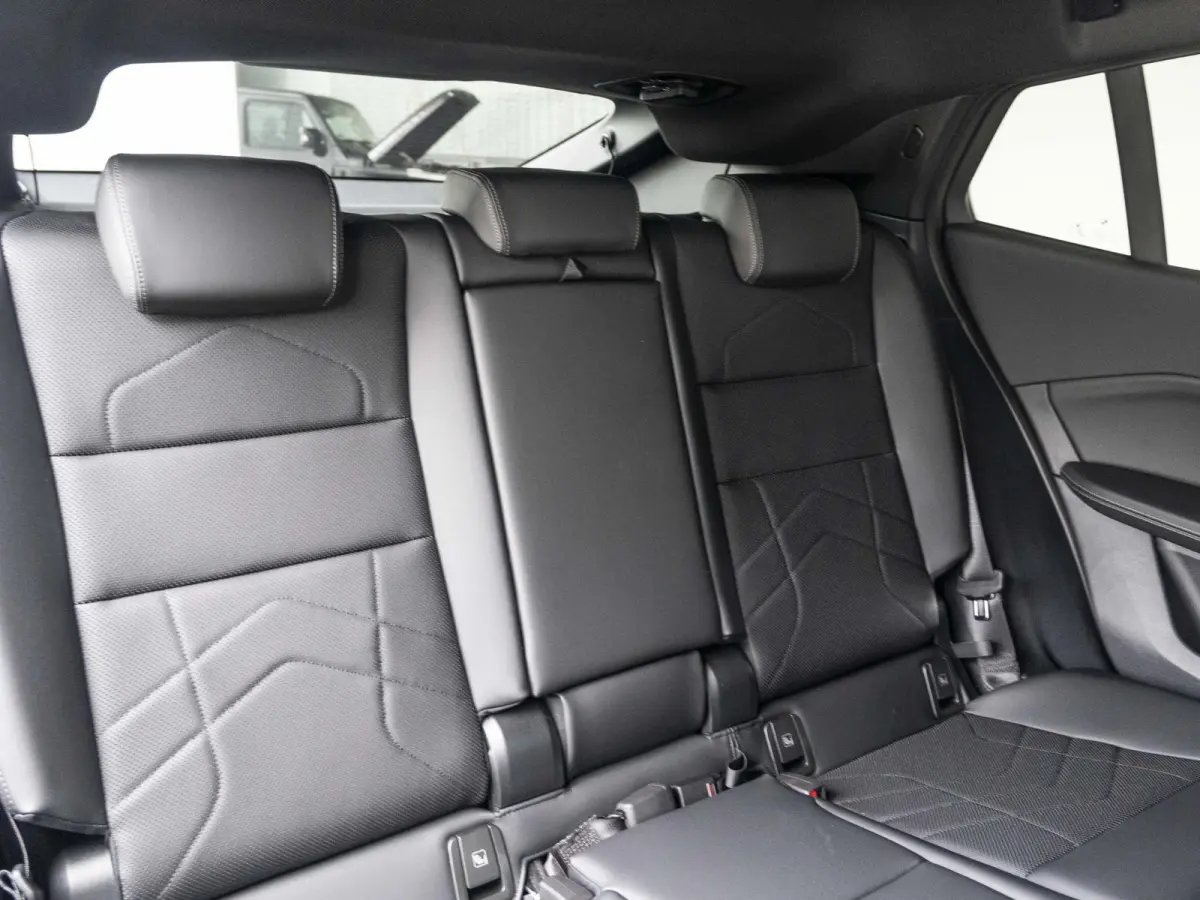 eDrive20 Pure Edition 67 kWh M Sportpakket | Premium Pack