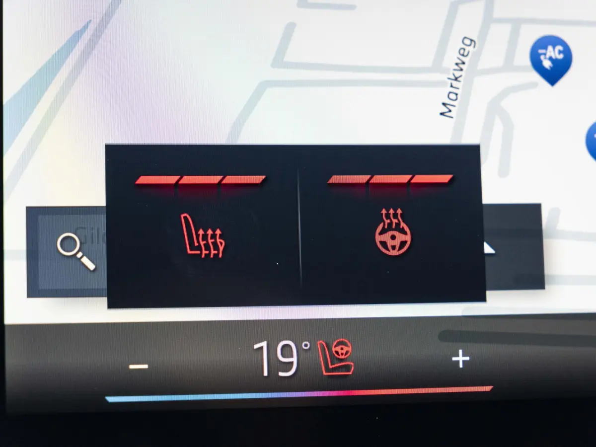eDrive20 Pure Edition 67 kWh M Sportpakket | Premium Pack