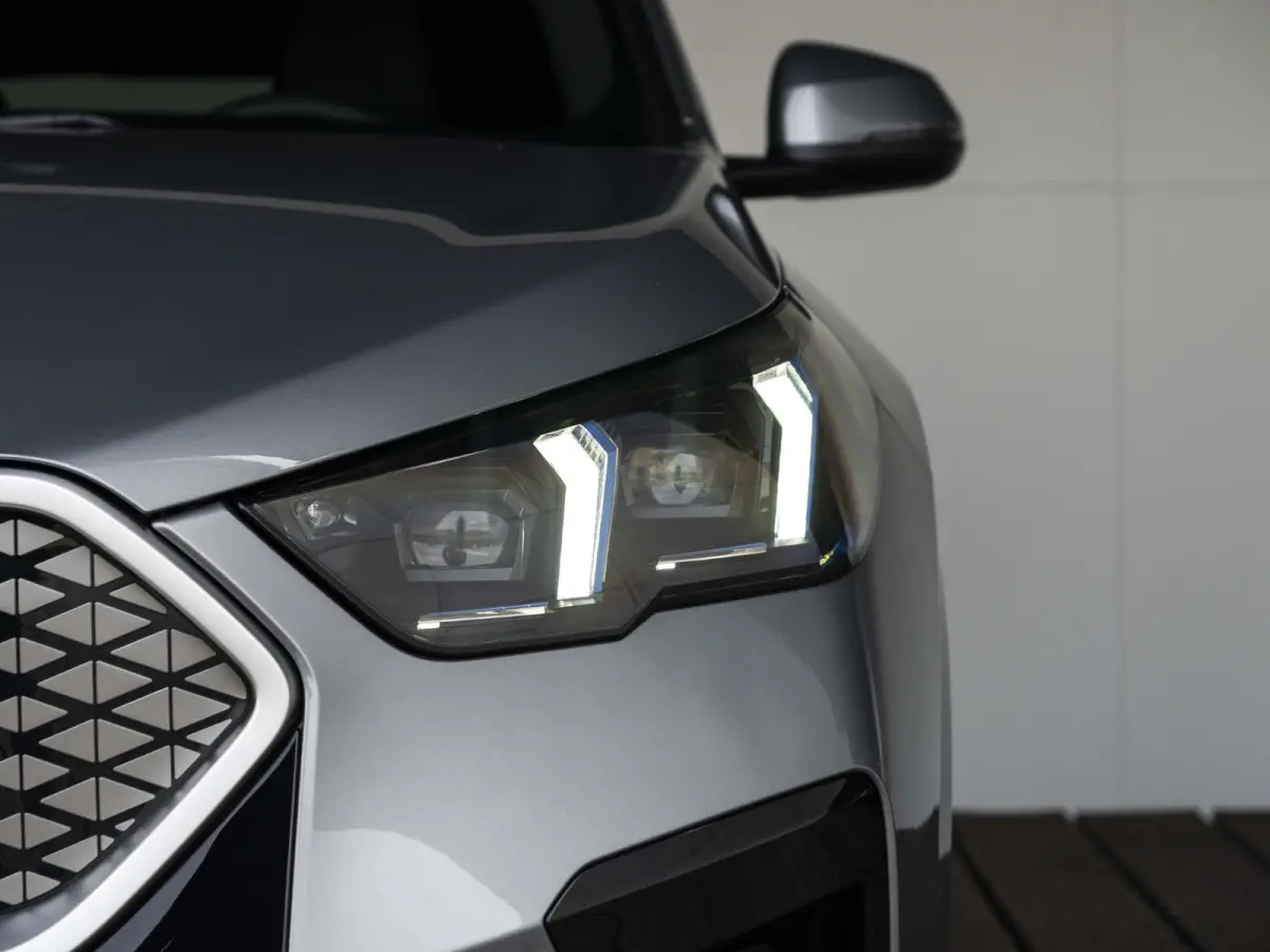 eDrive20 Pure Edition 67 kWh M Sportpakket | Premium Pack