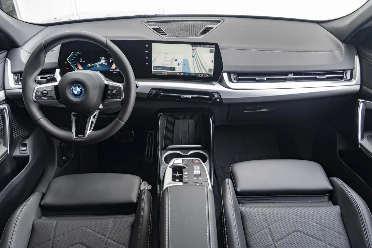 eDrive20 Pure Edition 67 kWh M Sportpakket | Premium Pack