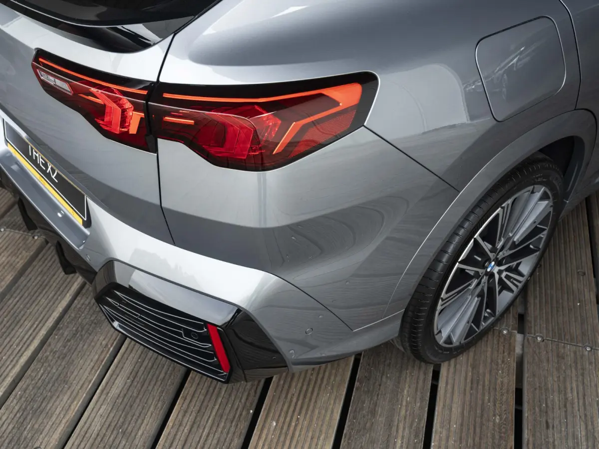 eDrive20 Pure Edition 67 kWh M Sportpakket | Premium Pack