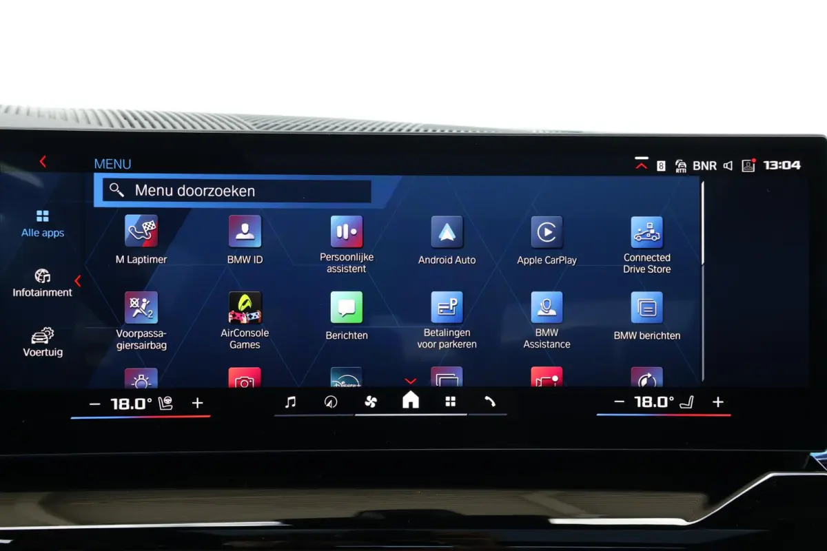 Sedan | M Drivers Pack | Comfort Pack | Bowers & Wilkins | Panoramadak