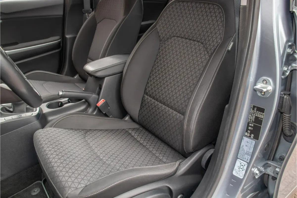 1.0 T-GDi DynamicLine, Origineel NL, Camera, Carplay, DAB+, Navigatie, PDC, Climate control, Cruise control.
