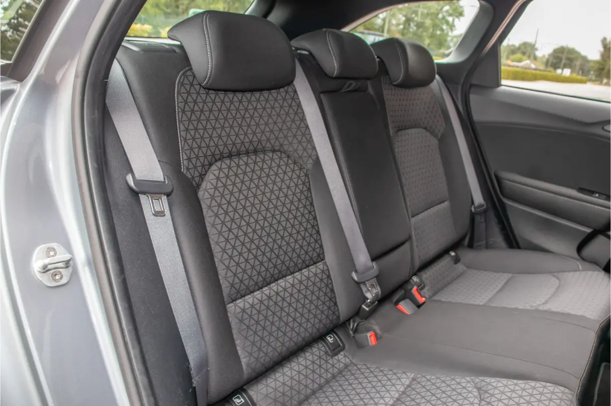1.0 T-GDi DynamicLine, Origineel NL, Camera, Carplay, DAB+, Navigatie, PDC, Climate control, Cruise control.