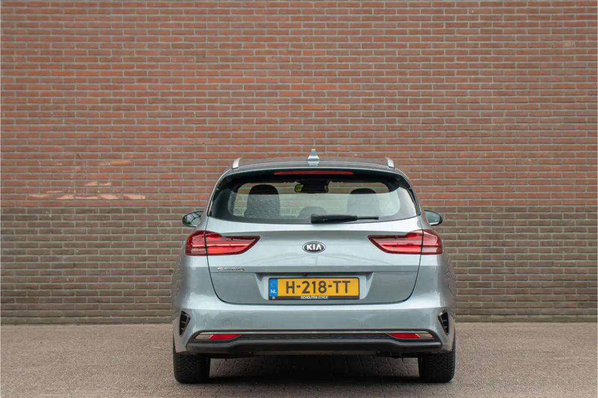 1.0 T-GDi DynamicLine, Origineel NL, Camera, Carplay, DAB+, Navigatie, PDC, Climate control, Cruise control.