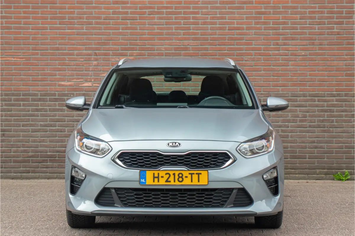 1.0 T-GDi DynamicLine, Origineel NL, Camera, Carplay, DAB+, Navigatie, PDC, Climate control, Cruise control.