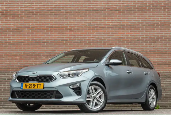 1.0 T-GDi DynamicLine, Origineel NL, Camera, Carplay, DAB+, Navigatie, PDC, Climate control, Cruise control.