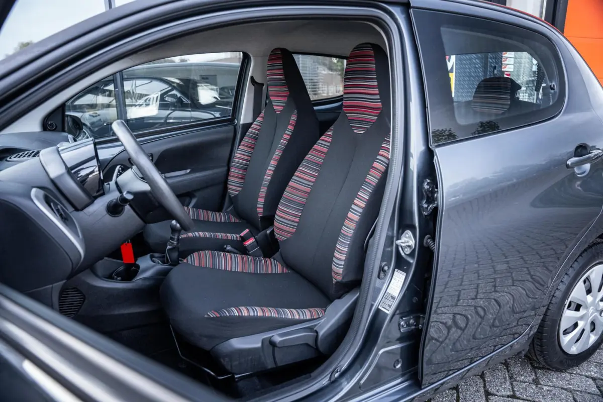 1.0 e-VTi Feel*AIRCO*5-DEURS*NAP*BLUETOOTH*