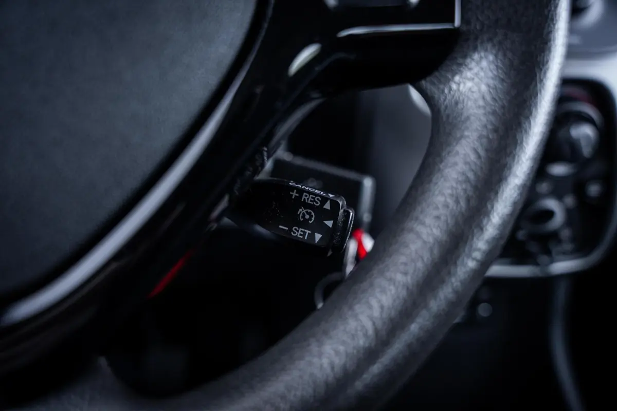 1.0 e-VTi Feel*AIRCO*5-DEURS*NAP*BLUETOOTH*
