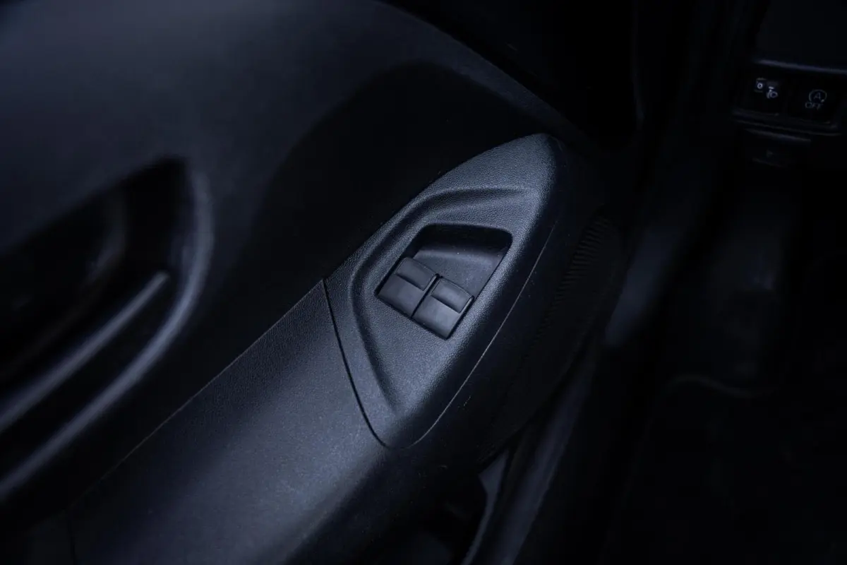 1.0 e-VTi Feel*AIRCO*5-DEURS*NAP*BLUETOOTH*