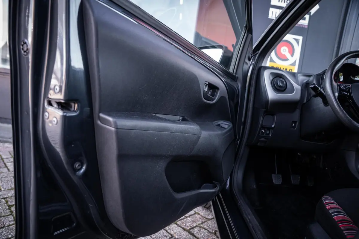 1.0 e-VTi Feel*AIRCO*5-DEURS*NAP*BLUETOOTH*