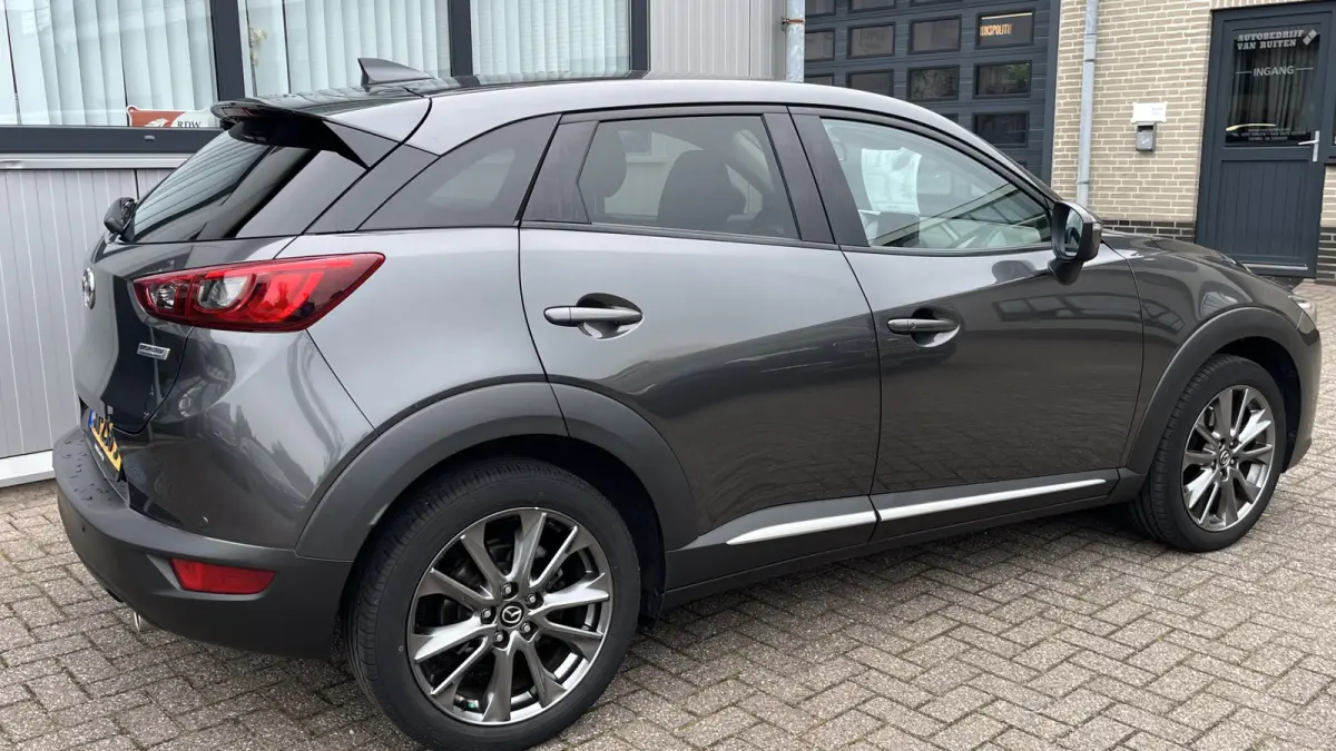 2.0 SkyActiv-G 120 GT-Luxury | Head-up | Getinte ramen | Automaat | Leer | Stoel verwarming