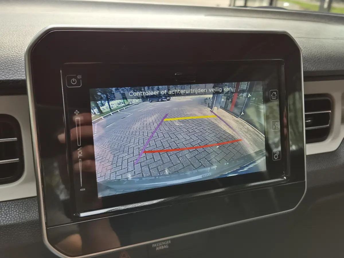 1.2 Smart Hybrid Select | Naviagatie | Achteruitrijcamera | Climate control | LM Velgen | Apple CarPlay/Android Auto |