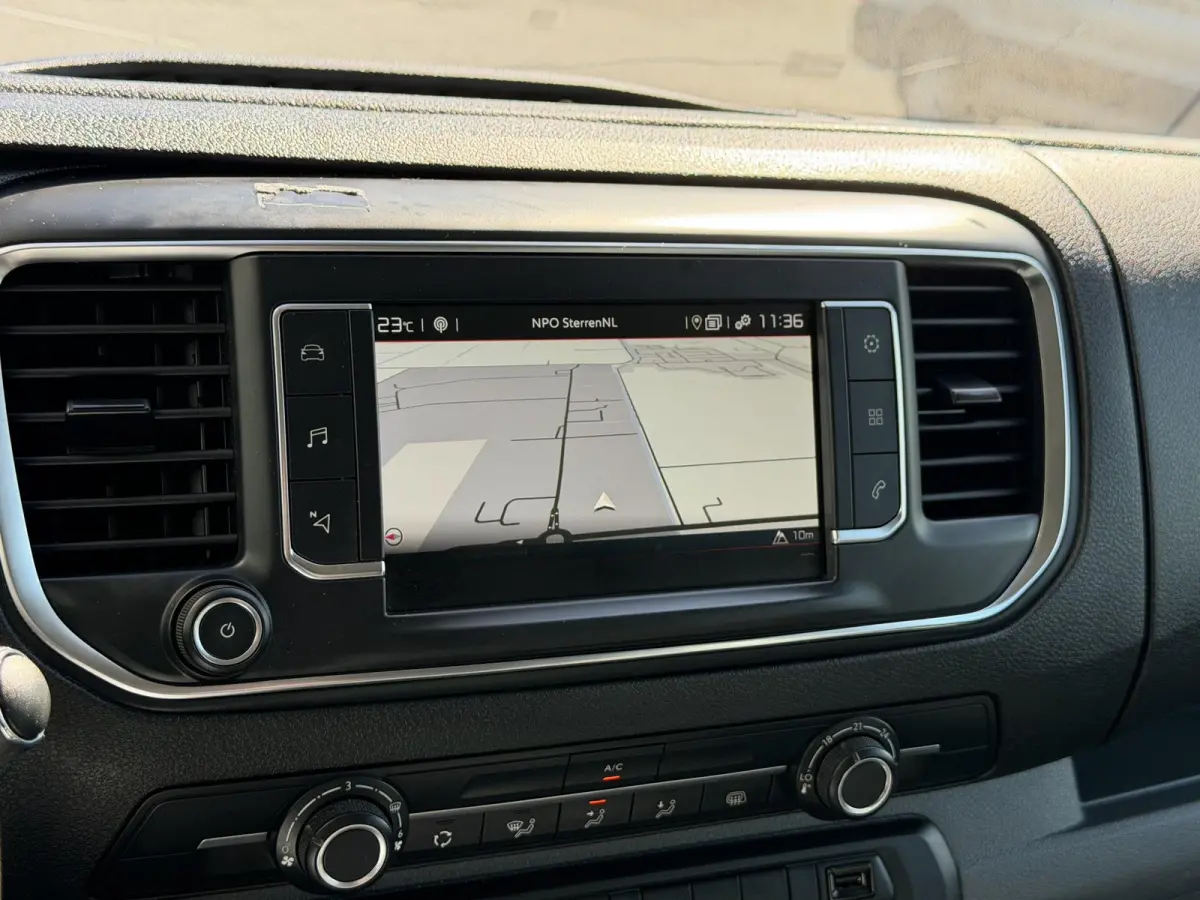 2.0 BlueHDI 120 L3*NAVI*CRUISE*A/C*CARPLAY*3PERS*