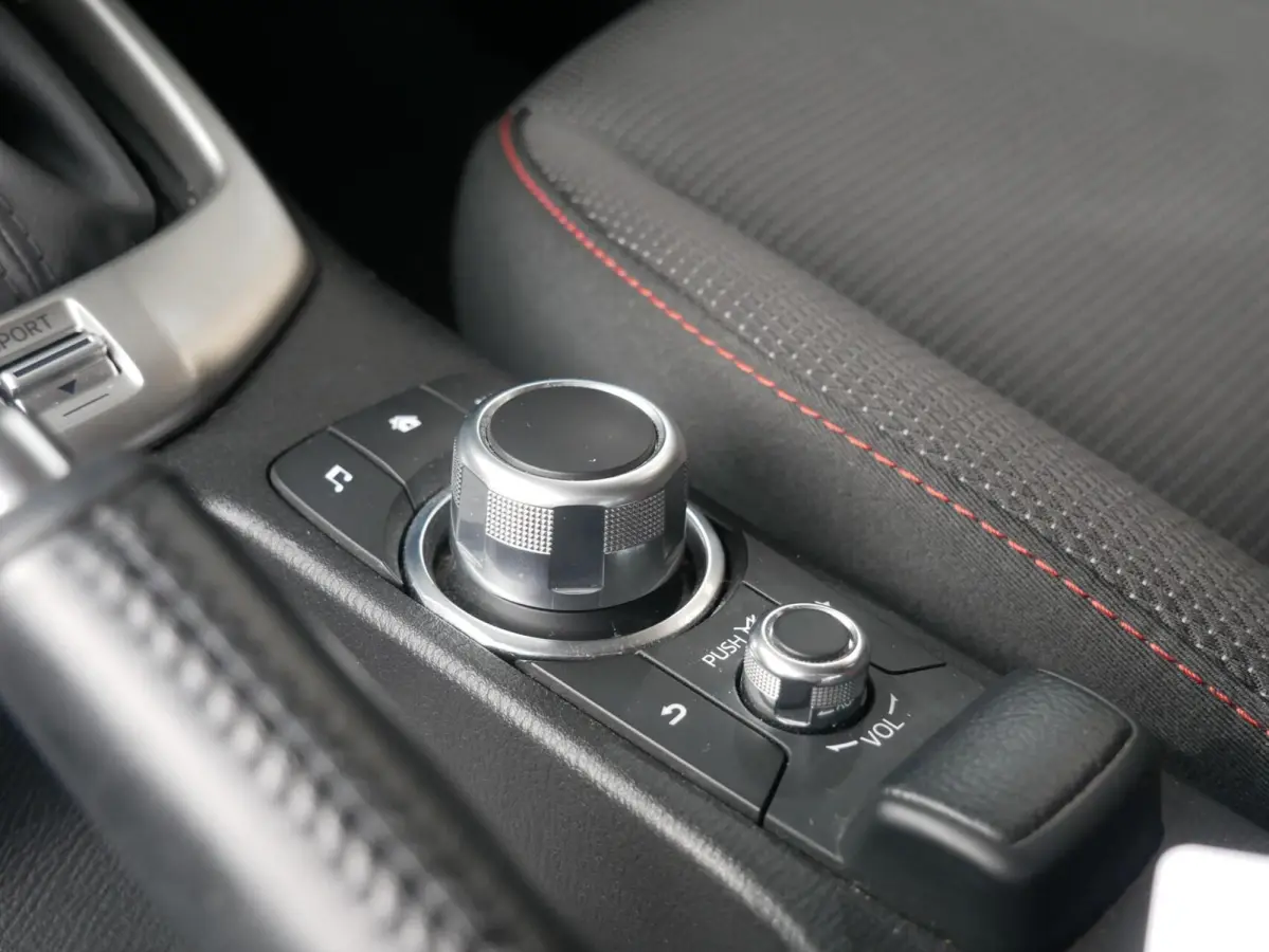 1.5 Skyactiv-G Homura Camera| Navi+BT| Cruise| Speciaal kleur