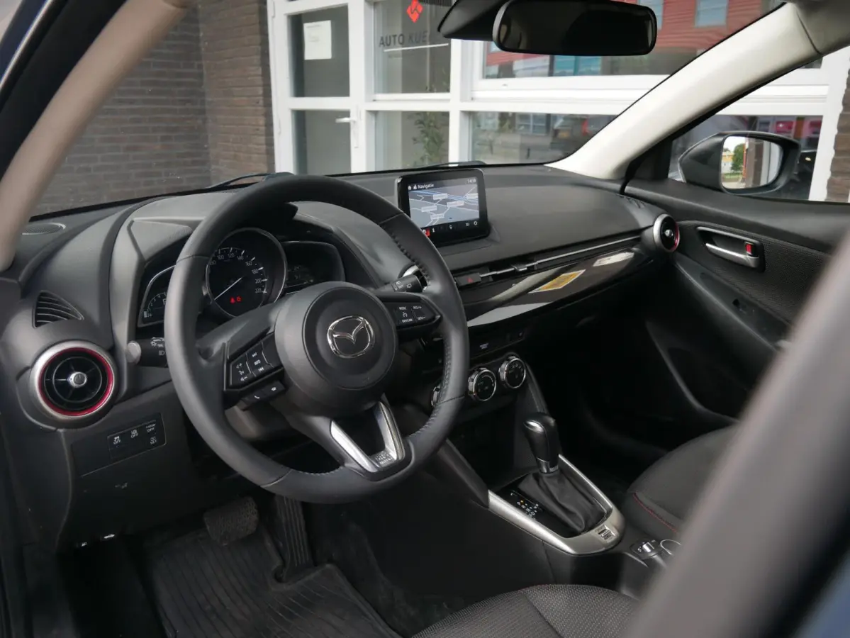 1.5 Skyactiv-G Homura Camera| Navi+BT| Cruise| Speciaal kleur