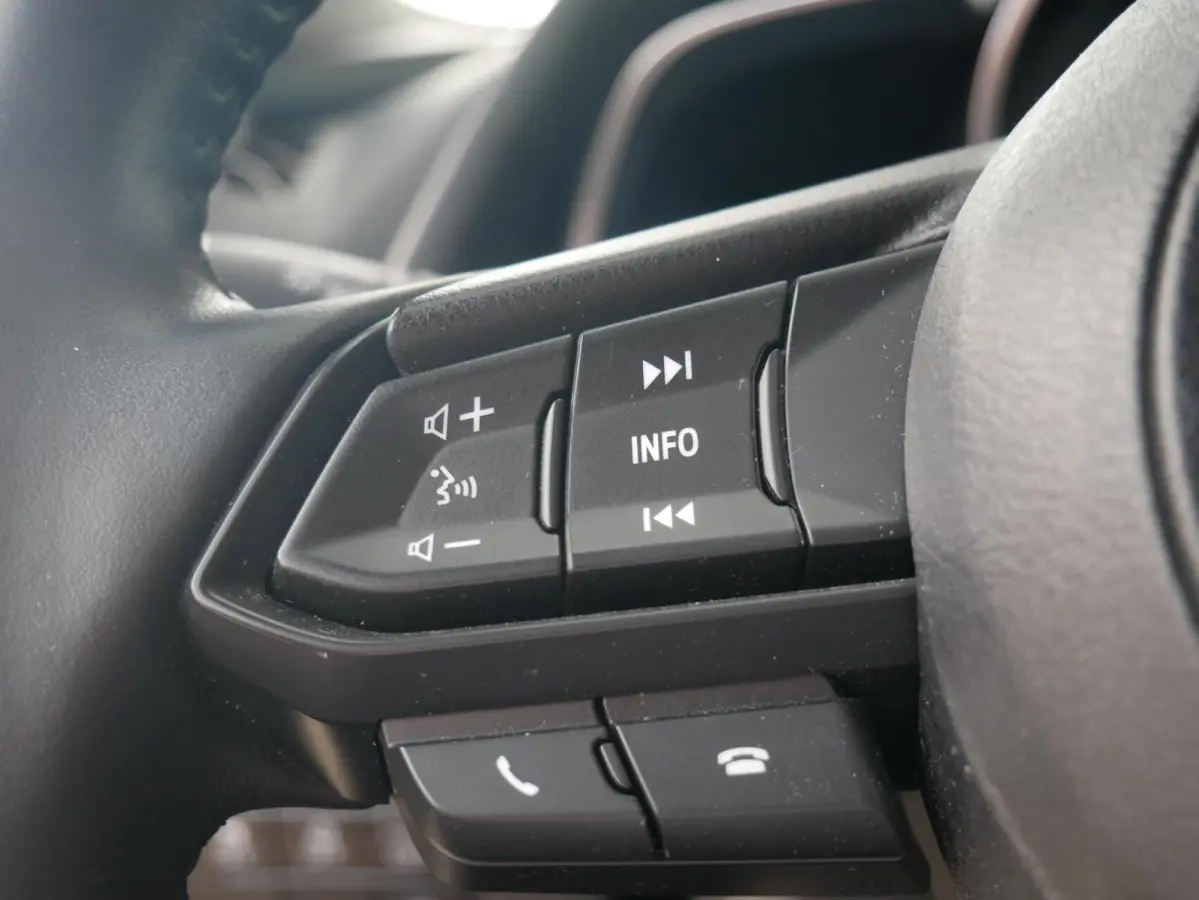 1.5 Skyactiv-G Homura Camera| Navi+BT| Cruise| Speciaal kleur