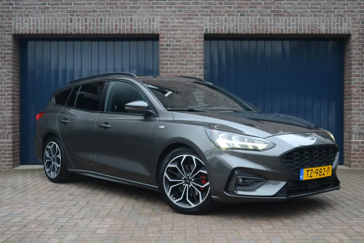 1.0 EcoBoost ST Line Business | LED Koplampen | Winterpack | Camera | Trekhaak |