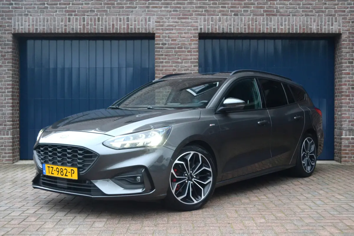 1.0 EcoBoost ST Line Business | LED Koplampen | Winterpack | Camera | Trekhaak |