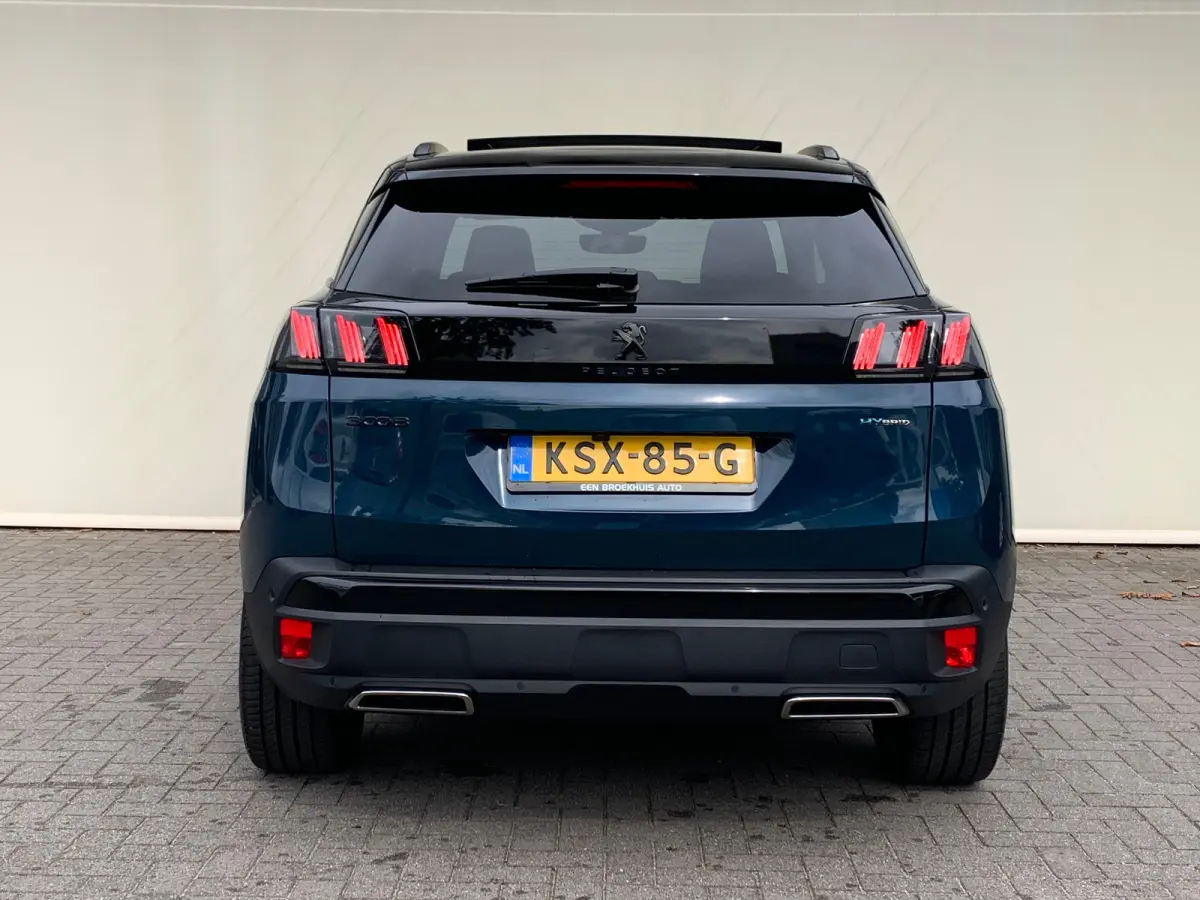 1.6 HYbrid 225 GT Airco | Camera | Cruise Adaptief | DAB | Focal-Audio | Keyless | LMV 19" | Navi | Pano | Stoelverwarming |