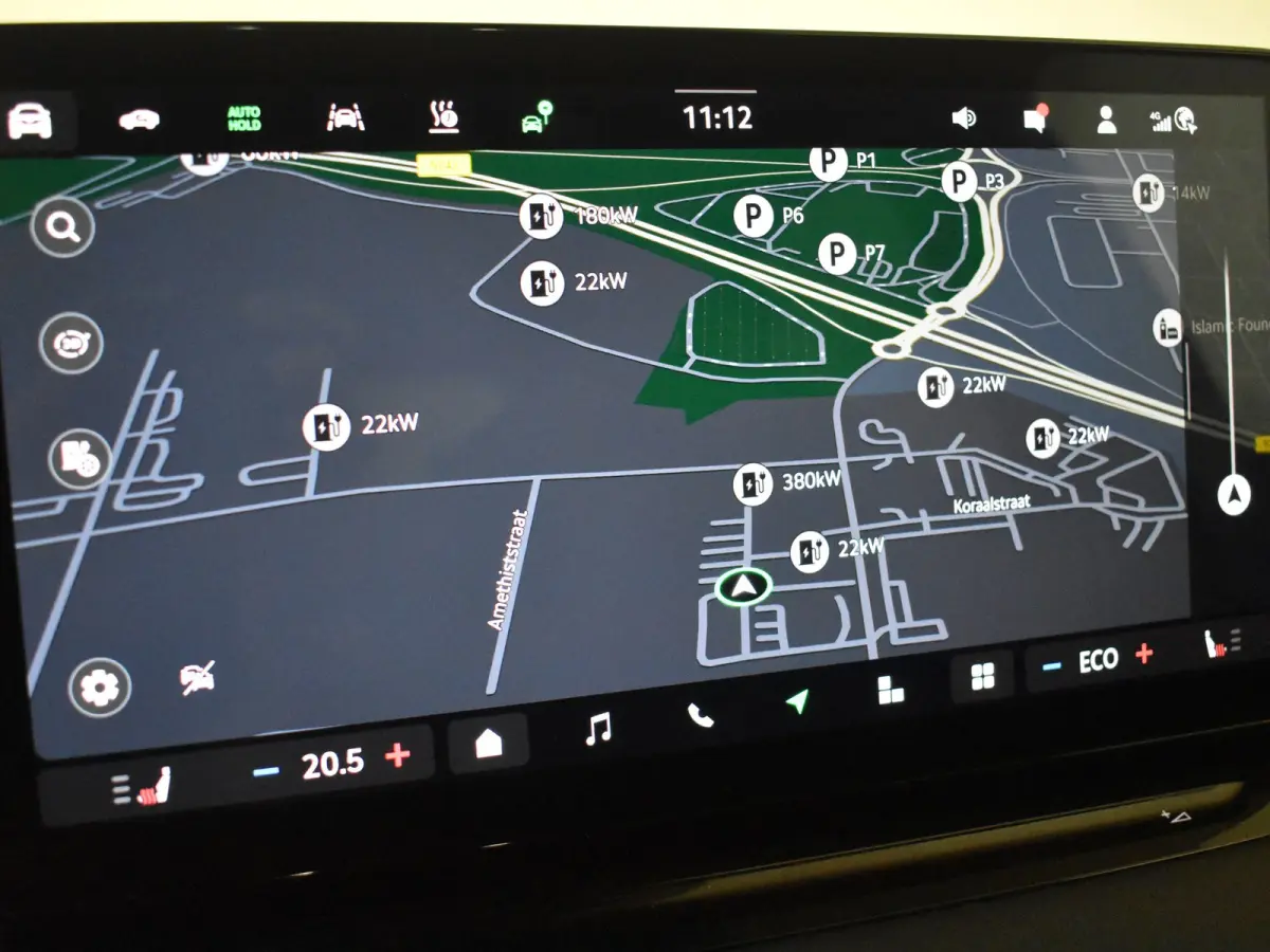 60 Sportline | Achteruitrijcamera | Apple Carplay/Android Auto|telefoonintegratie premium | Bots herkenning en activatie