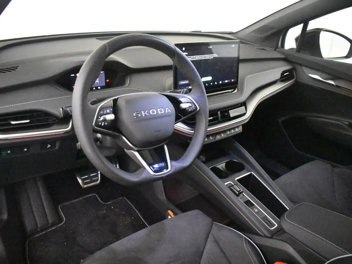 60 Sportline | Achteruitrijcamera | Apple Carplay/Android Auto|telefoonintegratie premium | Bots herkenning en activatie