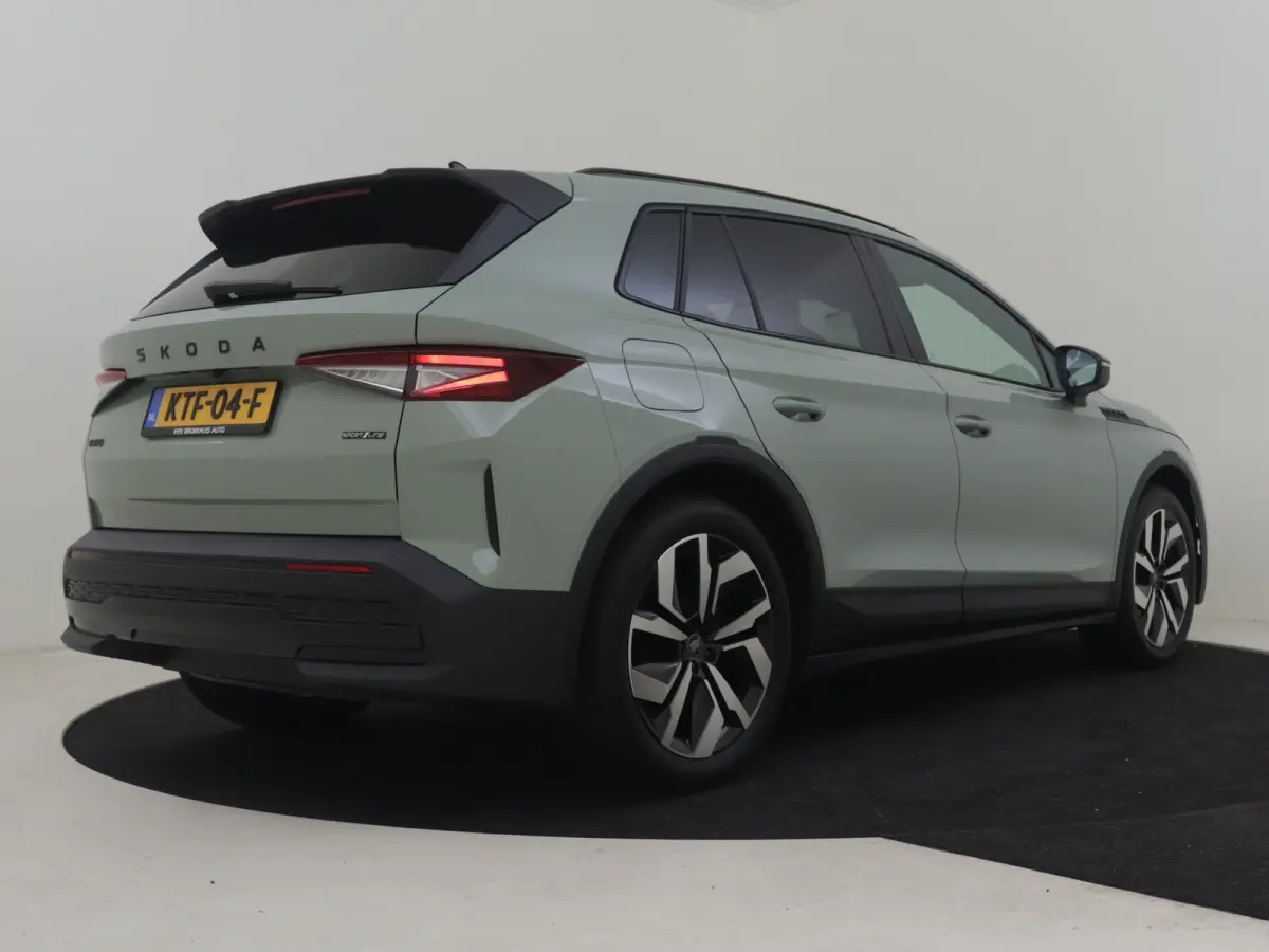 60 Sportline | Achteruitrijcamera | Apple Carplay/Android Auto|telefoonintegratie premium | Bots herkenning en activatie