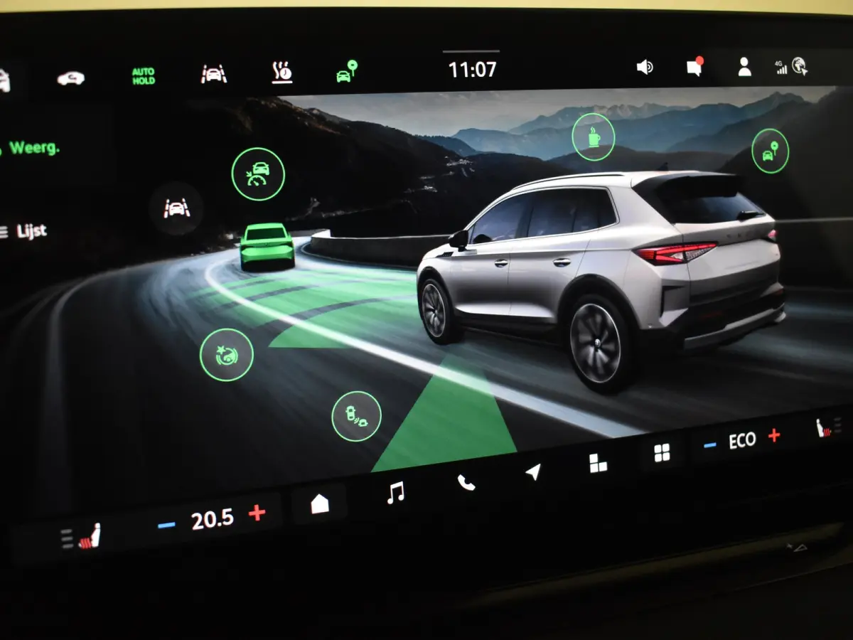 60 Sportline | Achteruitrijcamera | Apple Carplay/Android Auto|telefoonintegratie premium | Bots herkenning en activatie