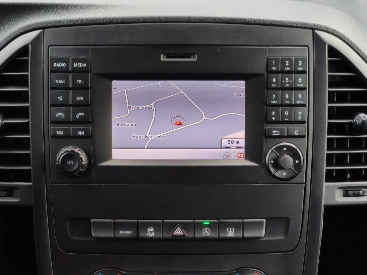 114CDI AUT LANG LEER PDC CRUISE CLIMATE