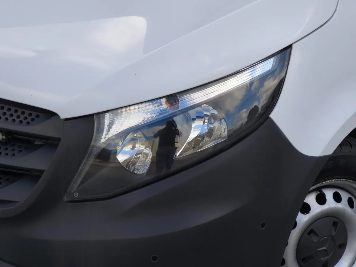 114CDI AUT LANG LEER PDC CRUISE CLIMATE