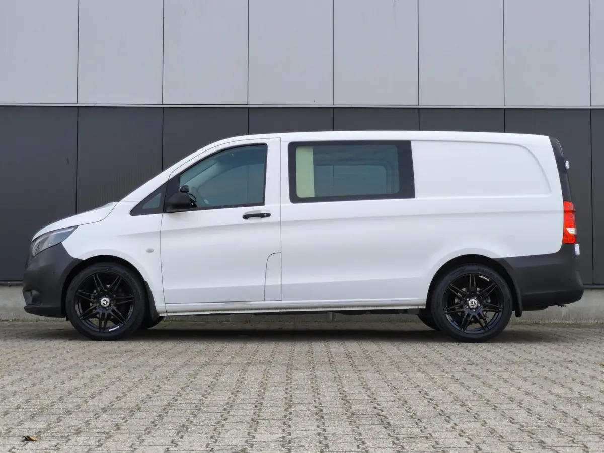 114CDI AUT LANG LEER PDC CRUISE CLIMATE