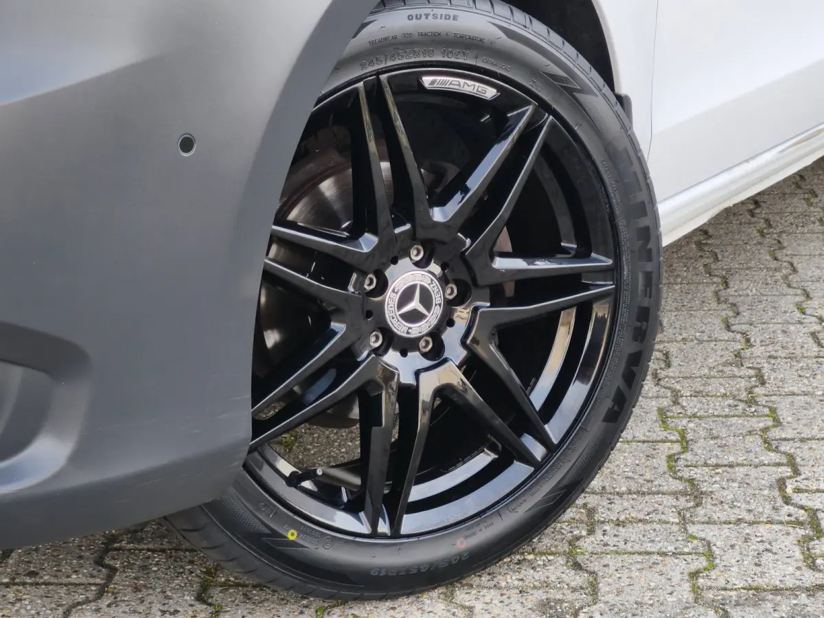114CDI AUT LANG LEER PDC CRUISE CLIMATE