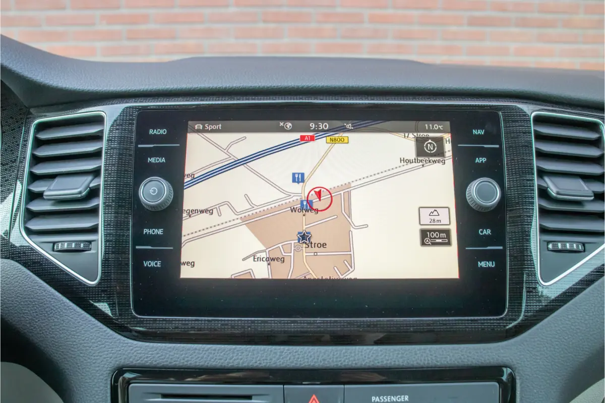 1.5 TSI DSG Highline, Origineel NL, Stoelverwarming, Camera, Trekhaak, Carplay, DAB+, Keyless.