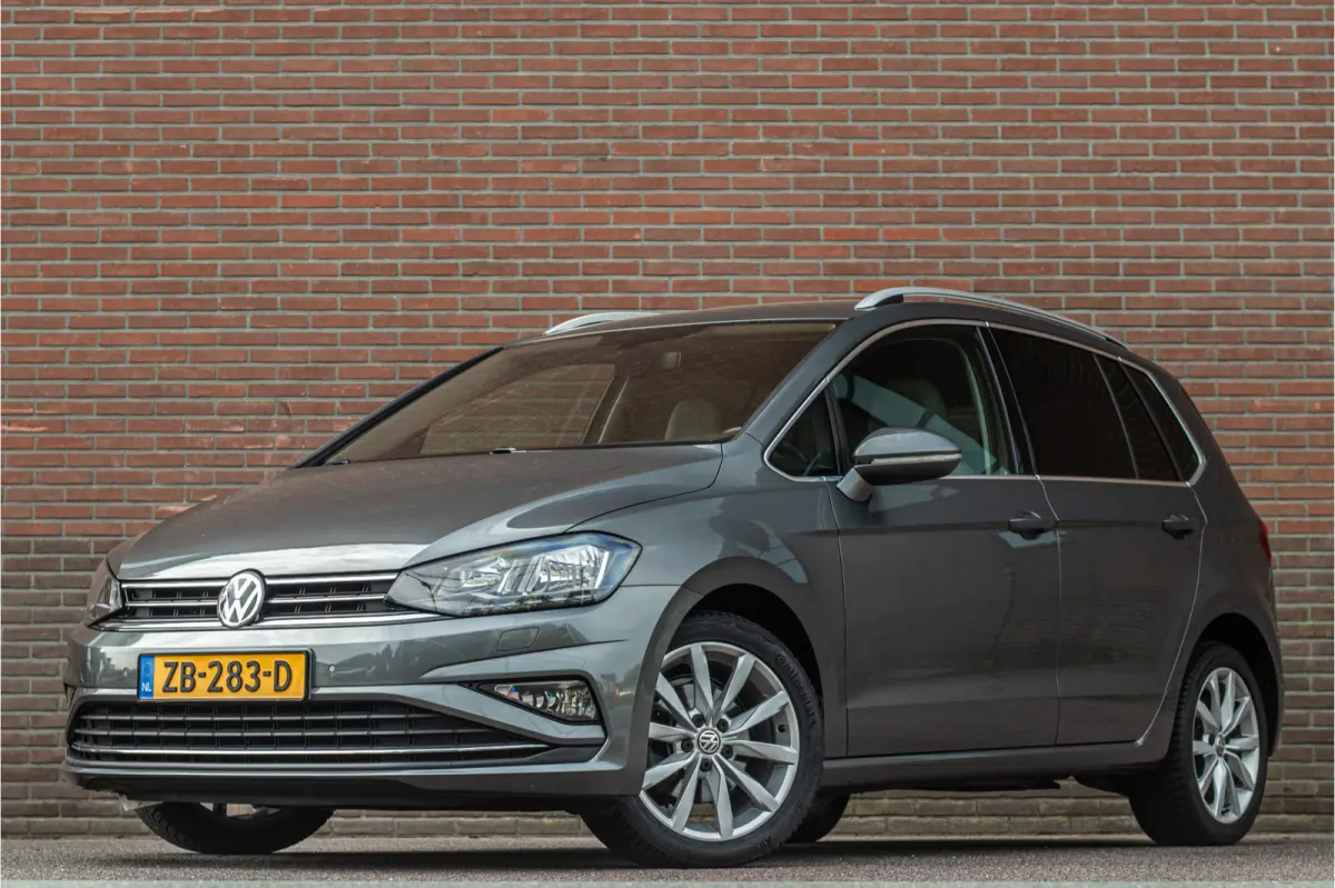 Volkswagen Golf Sportsvan 2019 Benzine Automatisch leasen