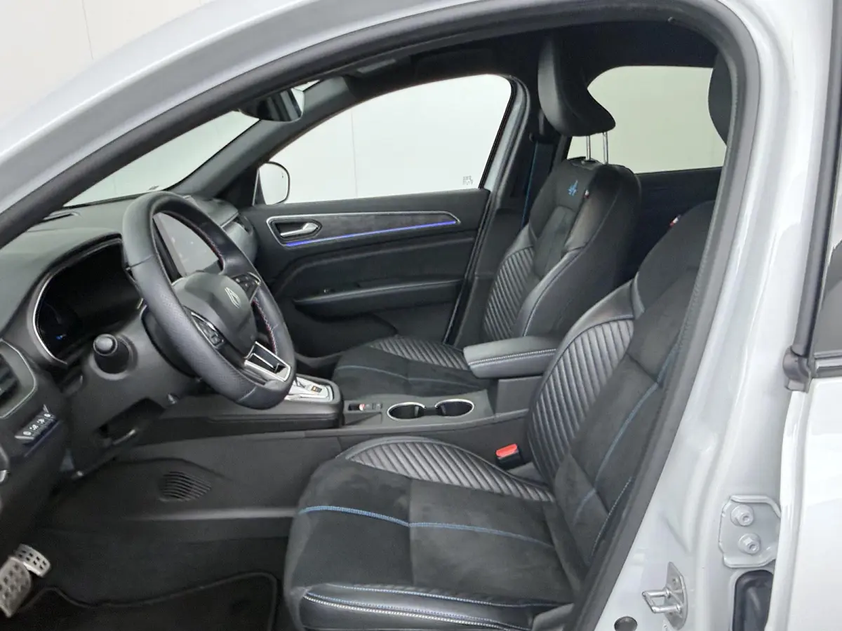 esprit Alpine E-Tech full hybrid 145 | SoH 96% | Adapt. Cruise | Stoel- & Stuurverw. | Parkeercamera |