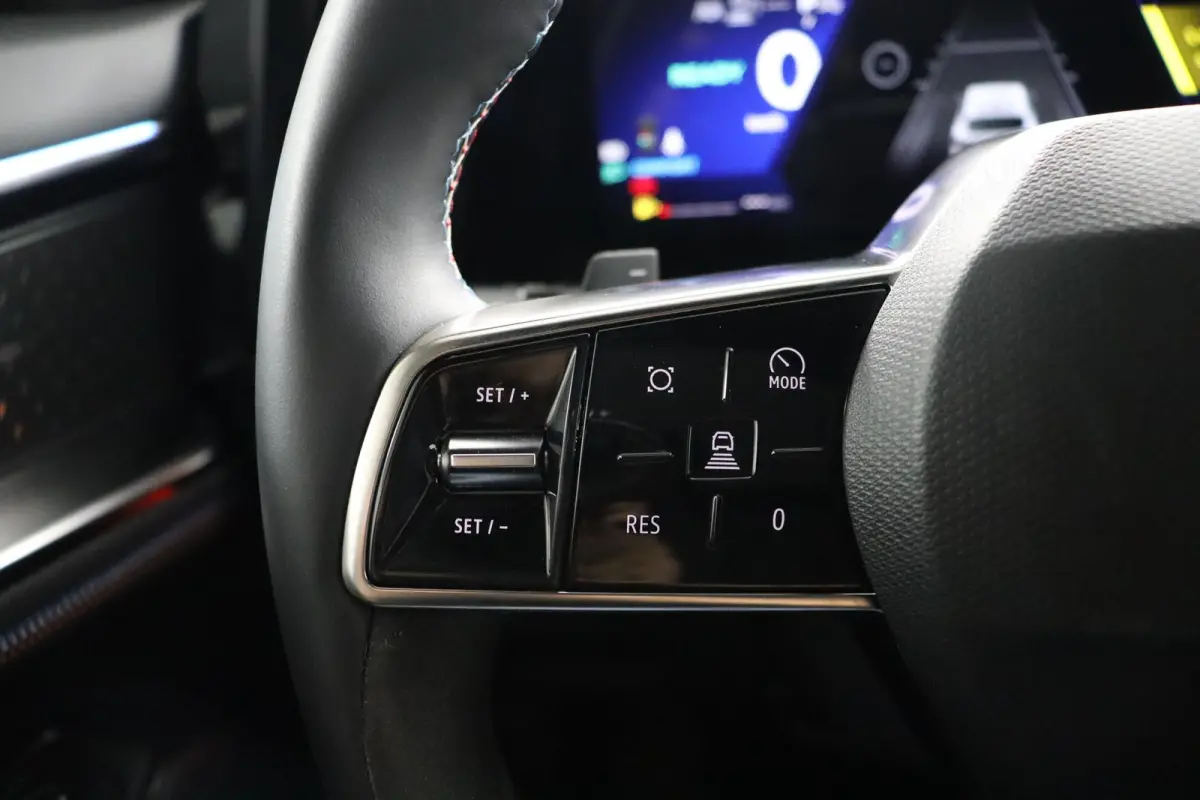 esprit Alpine E-Tech full hybrid 200 | Panoramadak | Harman Kardon | Head-Up |