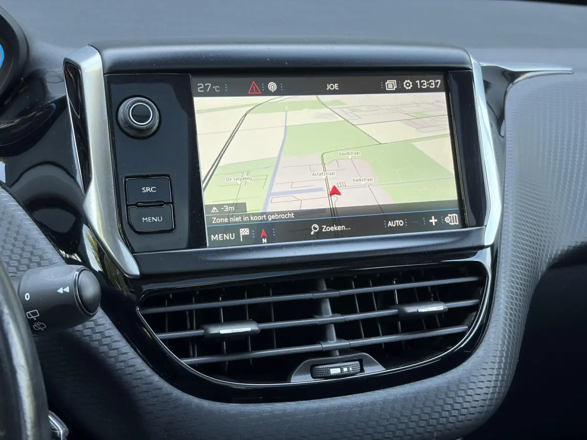 1.2 PureTech Allure ✓1e Eigenaar✓D-riem vv in 2025✓110pk✓Navi✓Pano✓Carplay✓Pdc V+A✓Lm velgen✓N.A.P✓Halfleder✓Clima✓Apk tot 10-2027