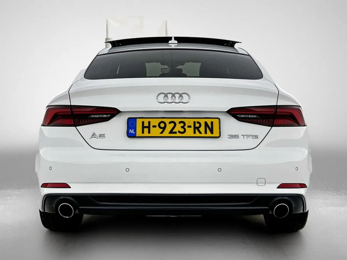 35 TFSI Sport S-line black edition 150 PK | Panoramadak | Navigatie | Cruise Control | Climate Control | Parkeersensoren |
