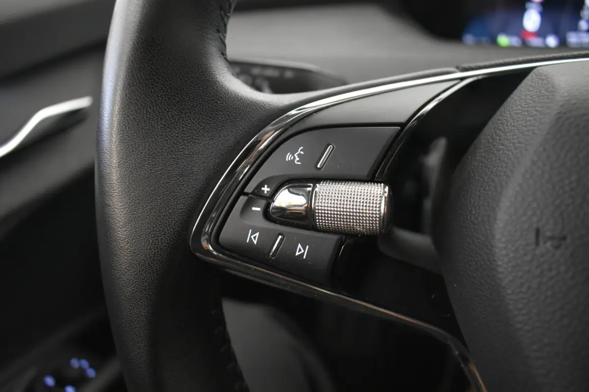 60 SOH 89% Trekhaak Camera Navi Keyless Carplay