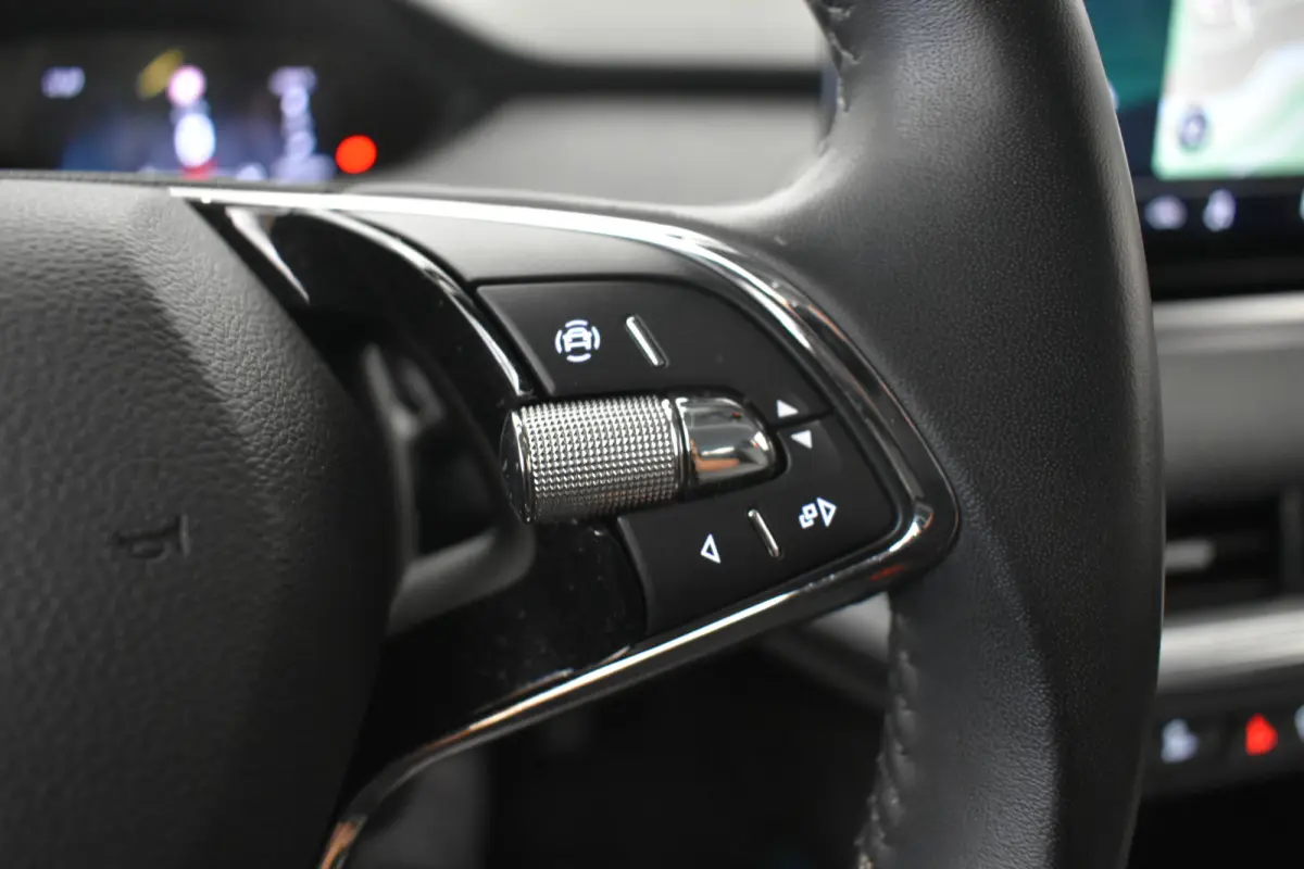 60 SOH 89% Trekhaak Camera Navi Keyless Carplay