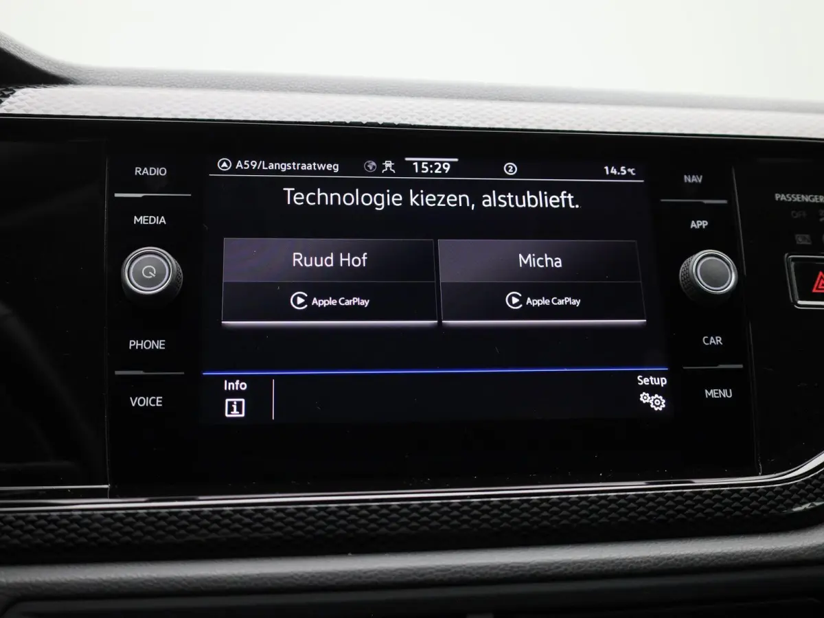 1.0 TSI Life 95 PK| Origineel Nederlands | 1e Eigenaar | Navigatie | Achteruitrijcamera | Parkeersensoren Voor & Achter | Apple Carplay | Android Auto | Airco | LED Koplampen | Digitale Cock