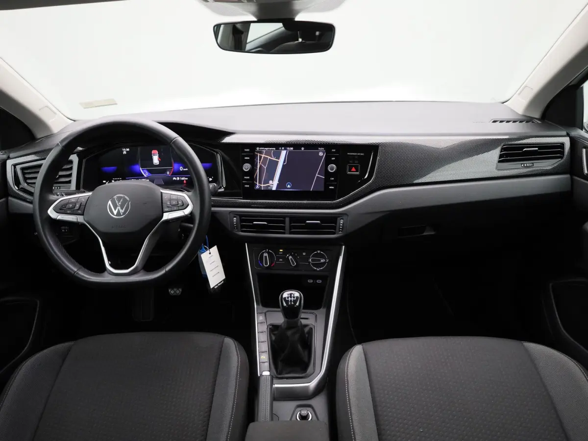 1.0 TSI Life 95 PK| Origineel Nederlands | 1e Eigenaar | Navigatie | Achteruitrijcamera | Parkeersensoren Voor & Achter | Apple Carplay | Android Auto | Airco | LED Koplampen | Digitale Cock