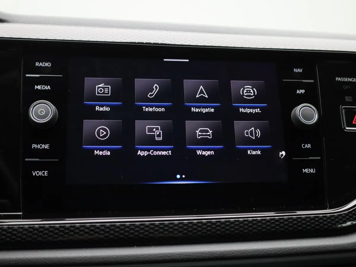 1.0 TSI Life 95 PK| Origineel Nederlands | 1e Eigenaar | Navigatie | Achteruitrijcamera | Parkeersensoren Voor & Achter | Apple Carplay | Android Auto | Airco | LED Koplampen | Digitale Cock