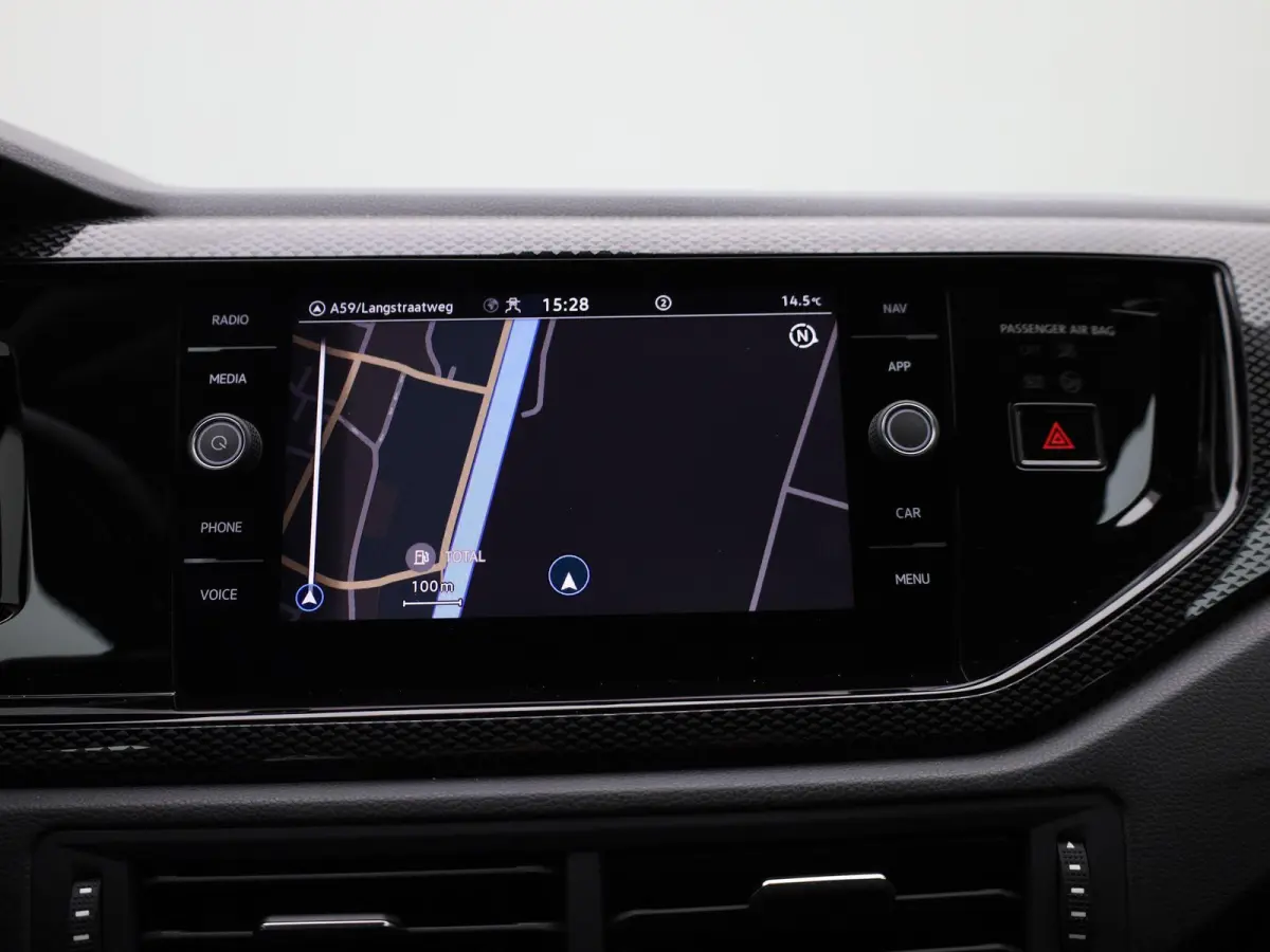 1.0 TSI Life 95 PK| Origineel Nederlands | 1e Eigenaar | Navigatie | Achteruitrijcamera | Parkeersensoren Voor & Achter | Apple Carplay | Android Auto | Airco | LED Koplampen | Digitale Cock