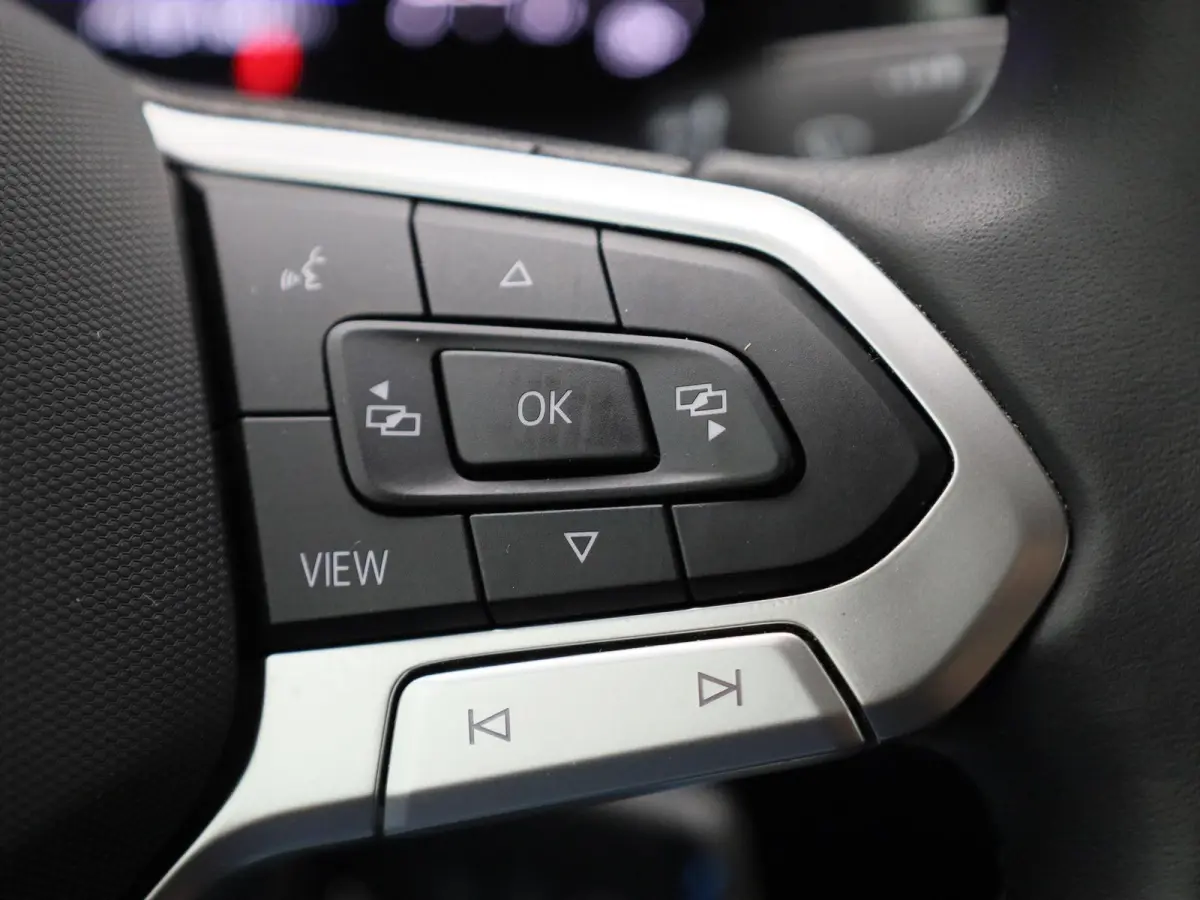 1.0 TSI Life 95 PK| Origineel Nederlands | 1e Eigenaar | Navigatie | Achteruitrijcamera | Parkeersensoren Voor & Achter | Apple Carplay | Android Auto | Airco | LED Koplampen | Digitale Cock